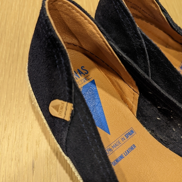 Navy Women's Shoes - Picture 8 of 10